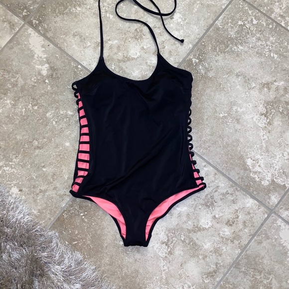 Victoria’s Secret PINK Swimsuit. Black NWT Medium - Picture 3 of 5